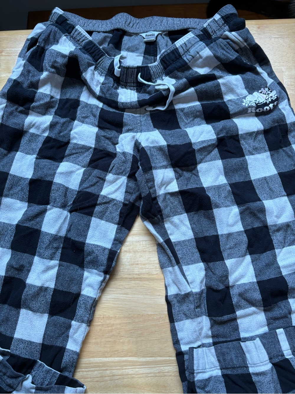 Roots Black & White Buffalo Plaid Men's Jogger Pants
